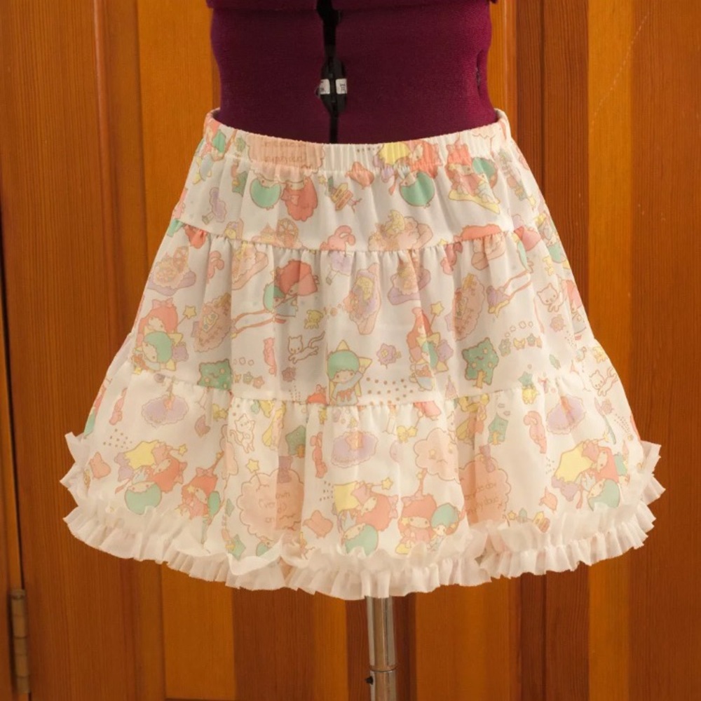 SOLD Galaxxxy X Sanrio Little Twin Stars Skirt